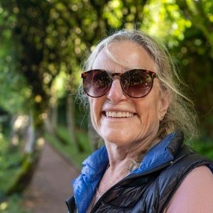 Meet your Posher, Deb